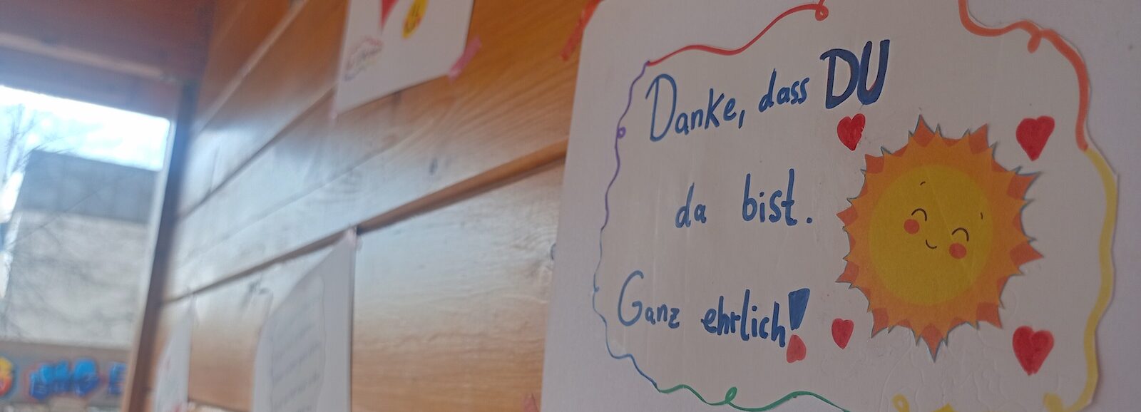 "Danke, dass du da bist. Ganz ehrlich!" Warme Worte zum Welttag des Glücks